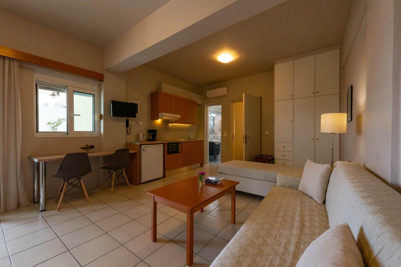 Theoxenia Hotel Apartments Храні Екстер'єр фото